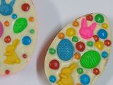 Huevo de Pascua plano y relleno con dulce de leche