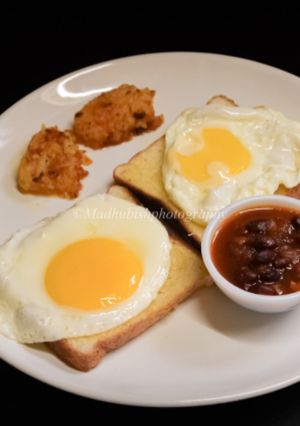 A picture of English breakfast.
