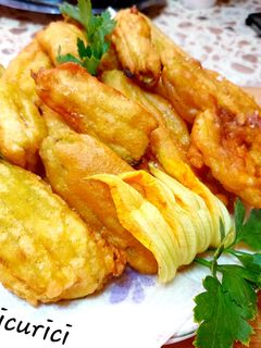 O poză a rețetei Flori de dovleac pane.