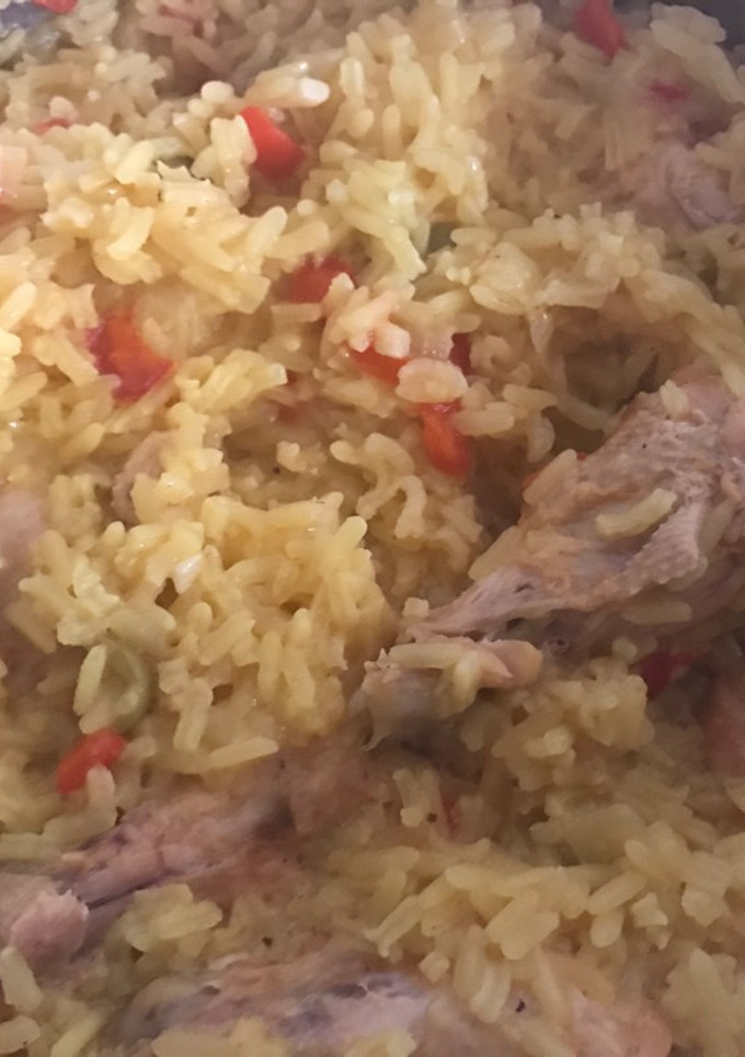 Una foto de Arroz con pollo