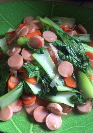 Foto resep Tumis Pokcoy Wortel Sosis