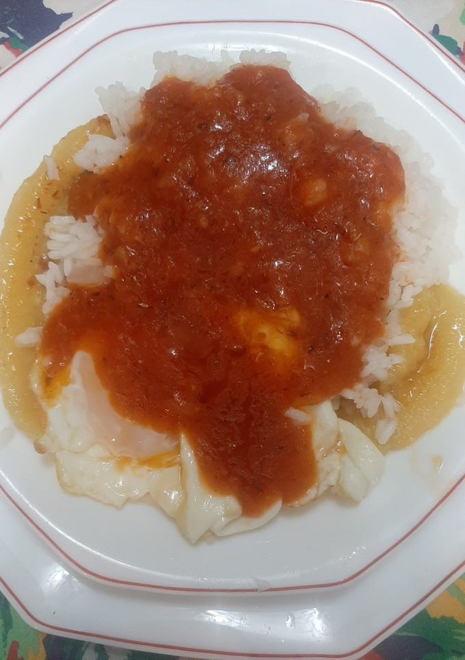 Una foto de Arroz a la cubana normal