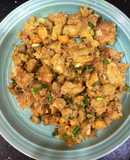 Sụn gà chiên trứng muối