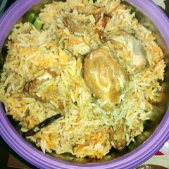 A picture of Chicken Biryani.