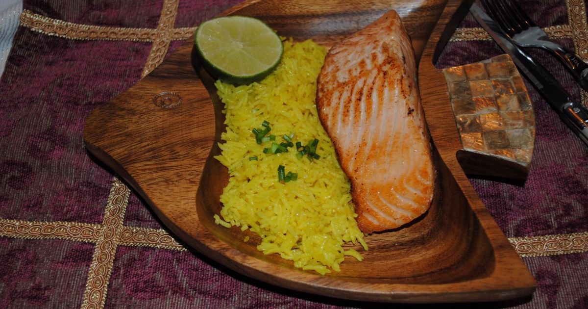 Rozina Rice Salmon Fish With Turmeric Ginger Rice Or With Spinach Puree Recipe by ...