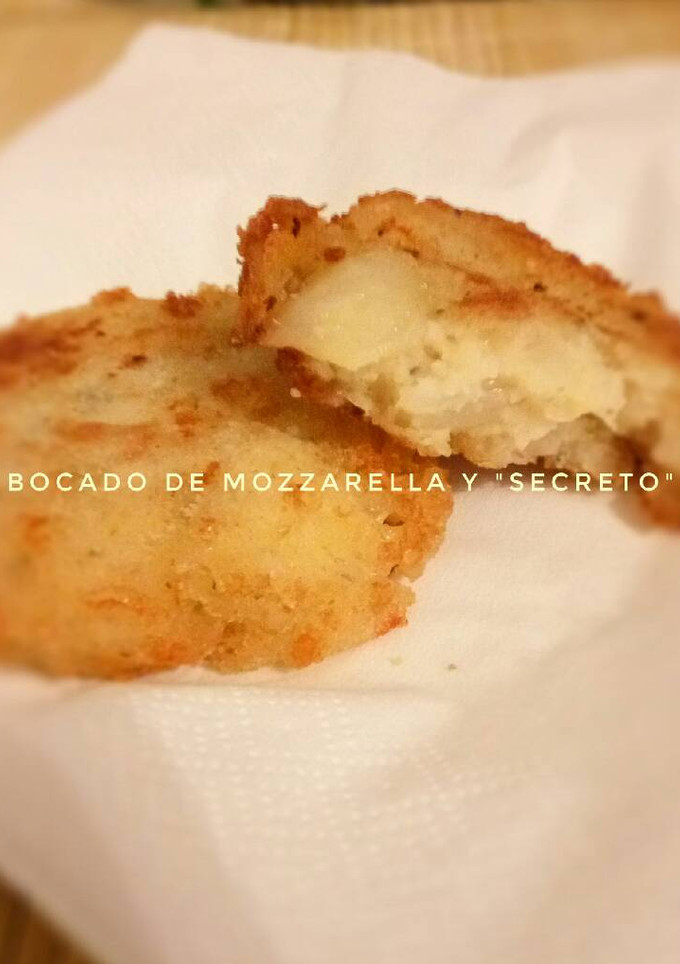 Una foto de 🌵Bocado de mozzarella y "secreto"
