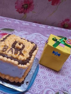 એગ્લેસ ચોકલેટ કેક (Eggless Chocolate Cake Recipe In Gujarati) રેસીપી મુખ્ય ફોટો