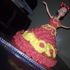 A picture of Whipped cream cake deco.