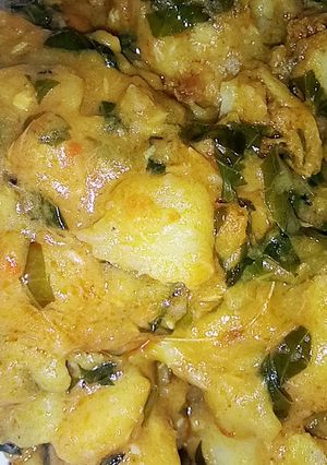 A picture of Porridge yam With smoke fish.