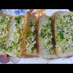 A picture of Simple garlic bread.