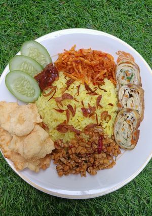 Foto resep 02. Nasi Kuning Rice Cooker Enak