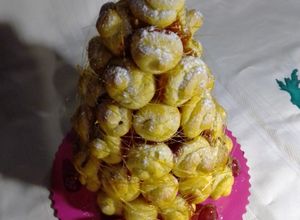 Una foto de Croquembouche✨