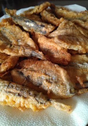 Una foto de Anchoas rebozadas con pimientos confitados