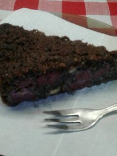 Meggyes-fehércsokis máktorta (gluténmentes) recept fotója
