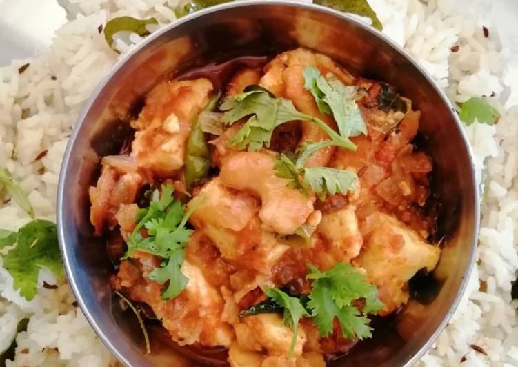 The Simple and Healthy Kaju panner curry