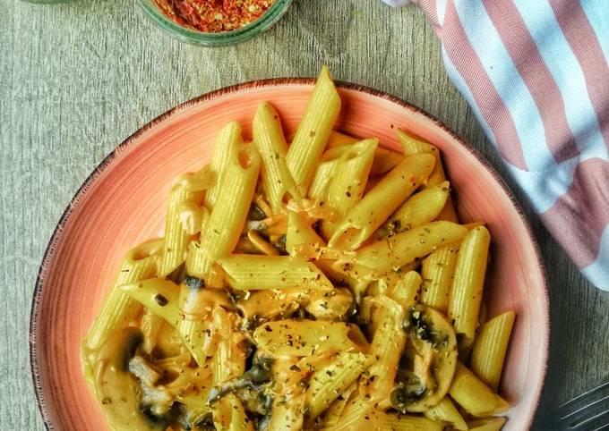 Mushroom carbonara (vegan)