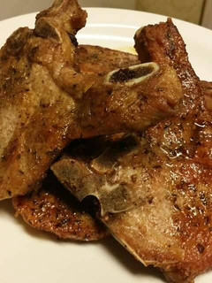 A picture of Pan Seared Pork Chops.