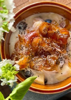 Hình của món 💚 Sữa Chua Trộn Trái Cây Topping Chà Là Hạt Chia.