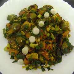 A picture of Spring Onion Curry.