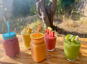 Foto principal de 5 smoothies saludables uno para cada día de la semana