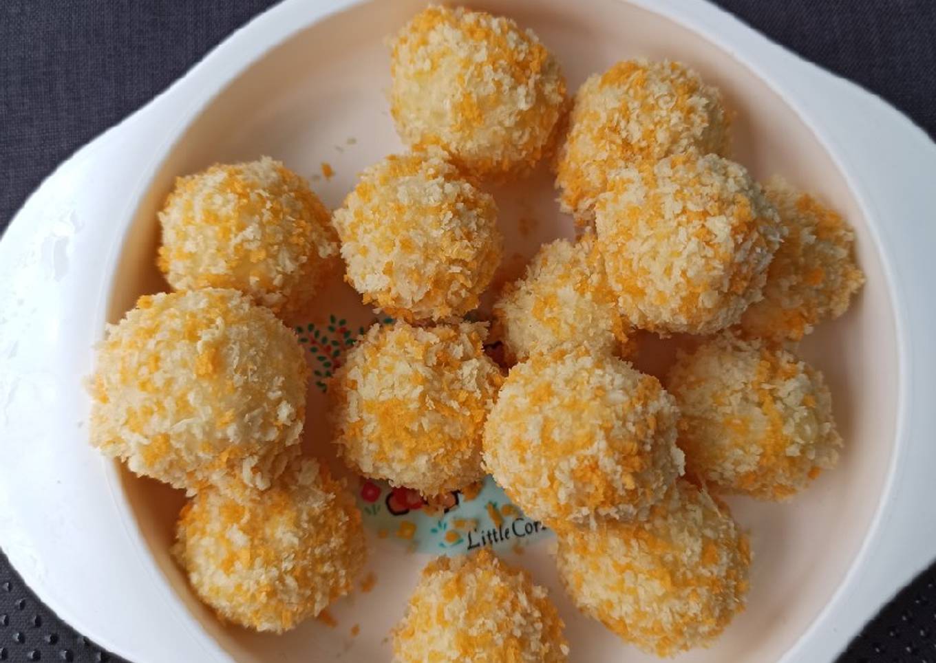 Bola2 kentang keju