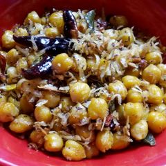 A picture of Chole chatakdaar.