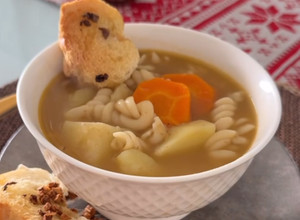 Foto de Sopa Rústica de Legumes