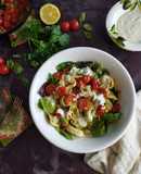 Tortellini saláta kapros-tejszínes zöldfűszeres öntettel