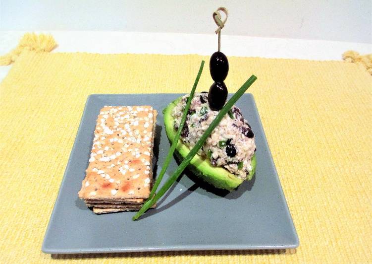 Aguacate relleno  súper fácil