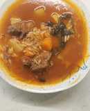 Μοσχαράκι κόκκινη σούπα με κριθαράκι και λαχανικά στη χύτρα (fissler vitaqiick 10lt)