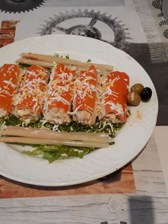 Foto principal de Canelones fríos de ensaladilla