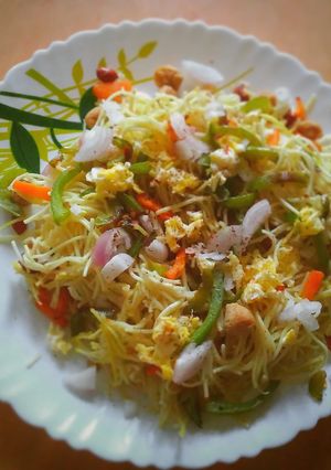 ক্যাপ্সিকাম চাওমিন (capsicum chow mein recipe in Bengali) রেসিপির প্রধান ছবি
