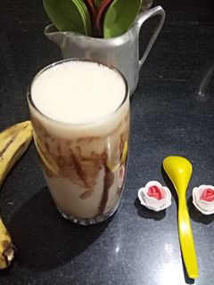 A picture of Banana chocolate shake.
