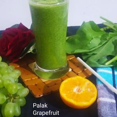 A picture of Spinach Grapefruit juice.