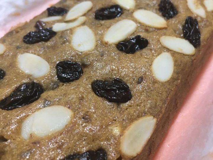 Resep Moist Banana Dates Cake yang Bikin Ngiler