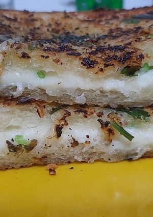 A picture of Garlic Herb Toast.