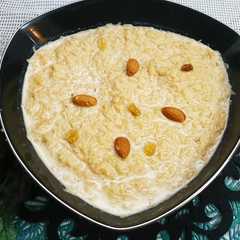 A picture of খেজুরের গুড় দিয়ে লাউএর পায়েশ।.