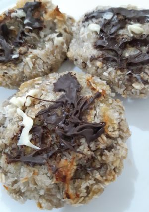 Una foto de Galletas de coco y banana súper fácil