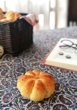 Túrós tökzsemlék halloweenre recept fotója