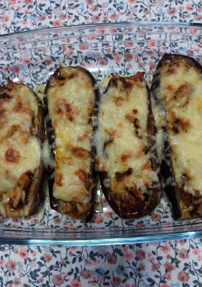 Una foto de Berenjenas rellenas de champiñones