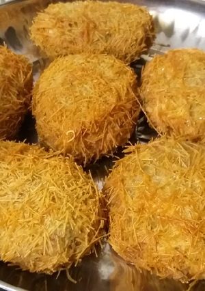 A picture of Chicken Russian cutlet.