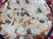 Una foto de pizza cuatro