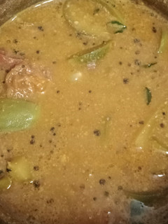 கத்தரிக்காய் புளி குழம்பு(brinjal curry recipe in tamil) செய்முறை முக்கிய புகைப்படம்