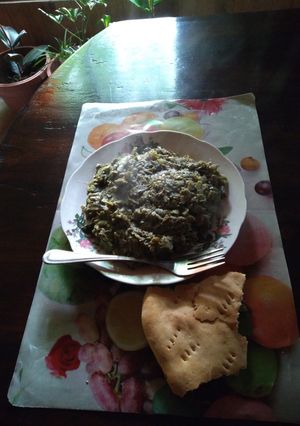 Una foto de Ensalada frita de habas verdes