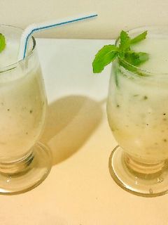 পুদিনা মশালা লস্যি(pudina masala lossi recipe in Bengali) রেসিপির প্রধান ছবি