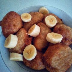 Banana puff puff A picture of Banana puff puff.