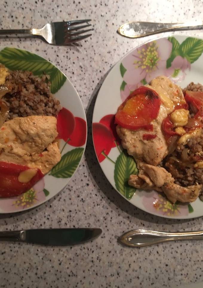 Запечённая курочка с помидорами