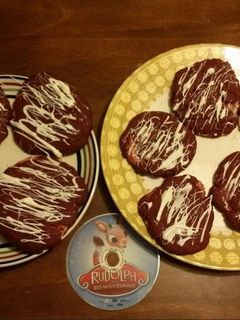A picture of Red velvet cheesecake cookies.