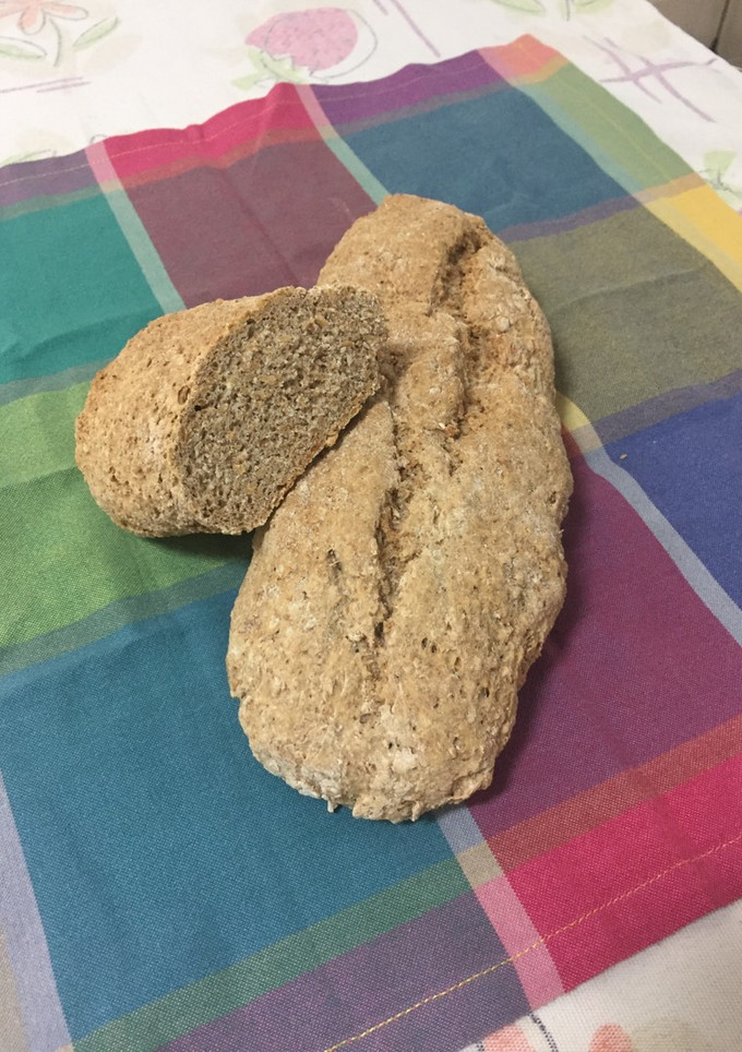 Una foto de Pan casero integral (rico en fibra)