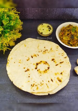 A picture of TANDALACHI BHAKRI (RICE FLOUR BREAD).